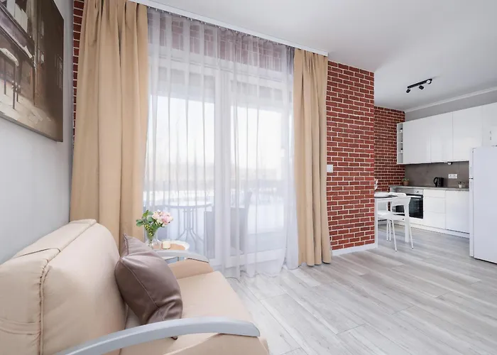 Dabska With Terrace & Parking By Renters דירה קרקוב