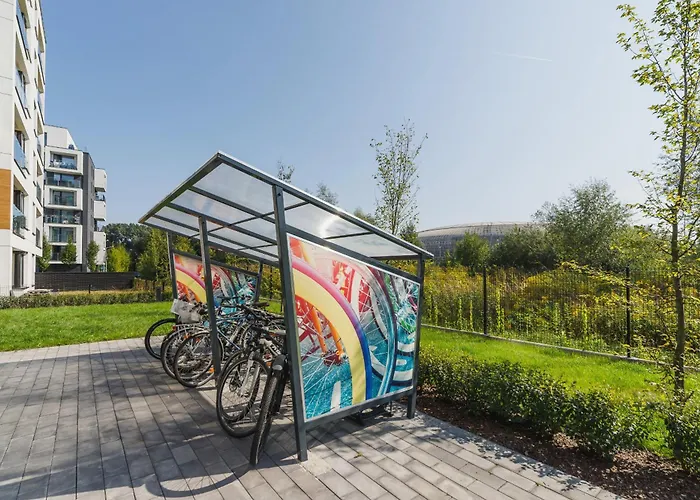 Dabska With Terrace & Parking By Renters דירה קרקוב